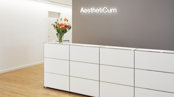 Kontakt, Plastische Chirurgie Berlin, AesthetiCum, Dr. Ahrens